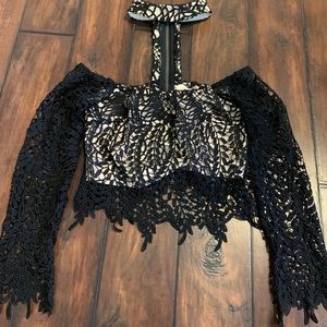 STUNNING BLACK LACE TOP